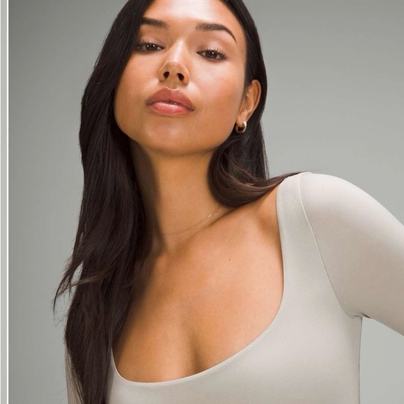 Lululemon wunder-most ultra soft nulu square neck long sleeve bodysuit medium - Picture 2 of 9